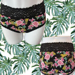 Torrid 1/XL Black Floral & Cheetah Print Scallop Lace Waistband Cheeky Panties